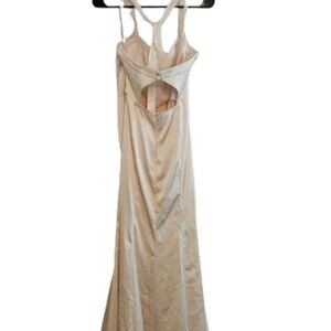 Formal cream white wedding dress size 6 - 8